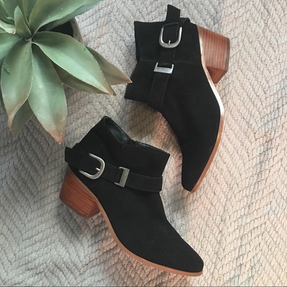 Kensie Shoes - Black Ankle Booties with Silver Buckles